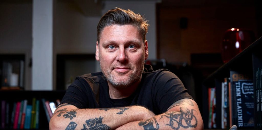 Timm Vladimir deler helt privat billede: Her er hans nye kærlighed