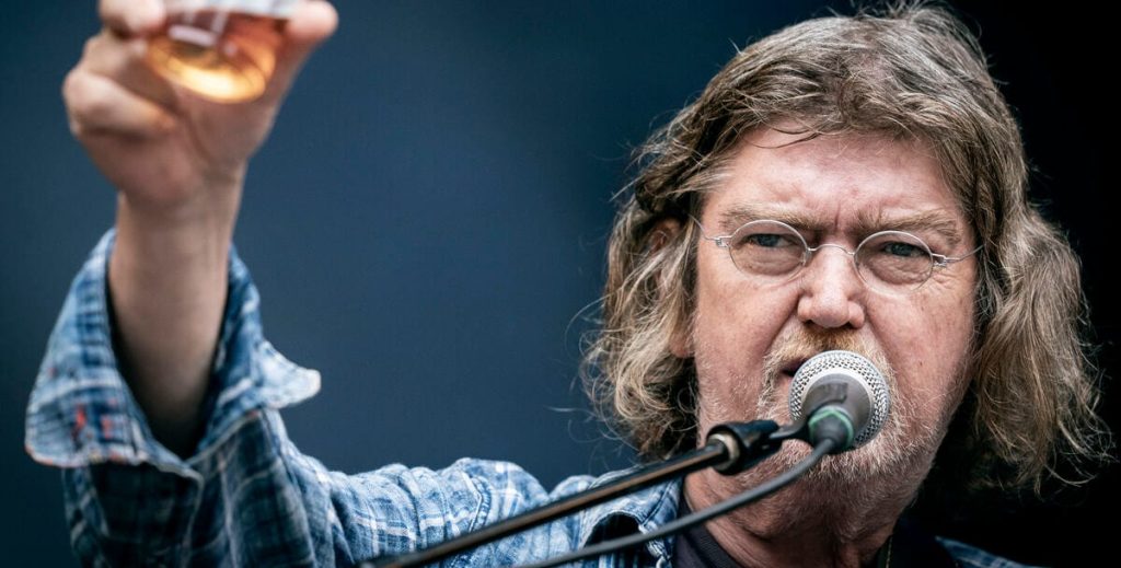 Nu opfylder familien Johnny Madsens sidste ønske