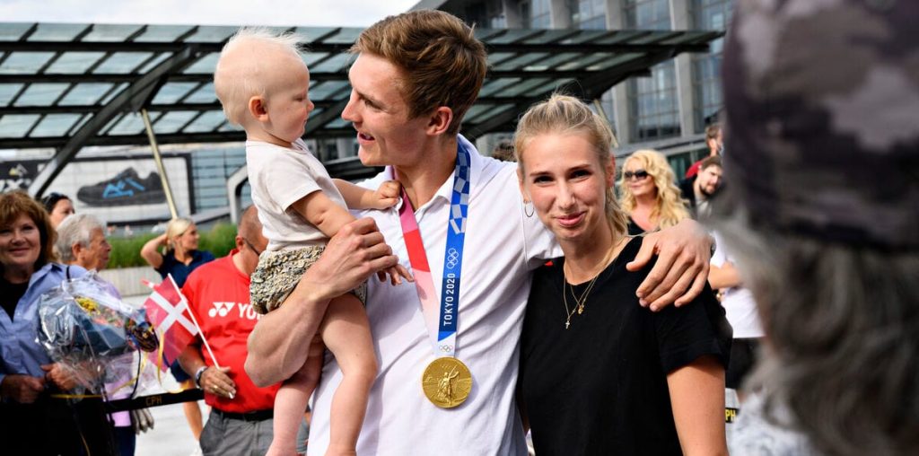 Hustruen, Natalia Koch Rohde, åbner op: Sådan er det at leve med Viktor Axelsen