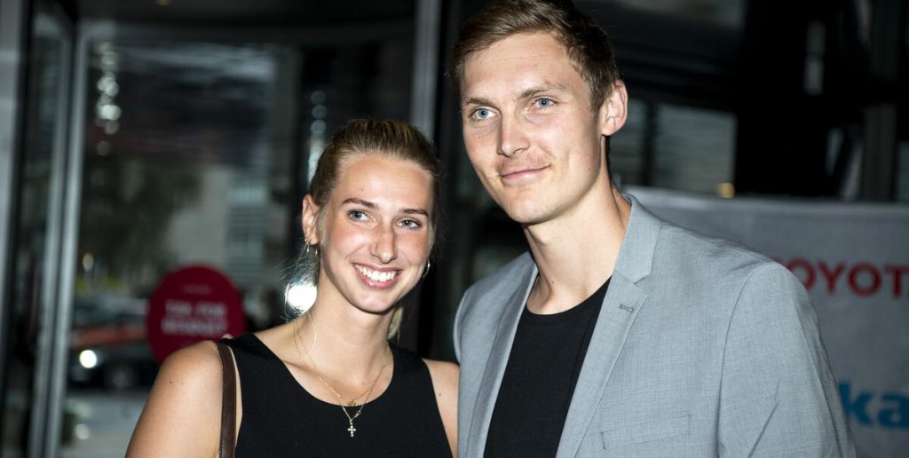 Viktor Axelsen giver ekskonen millionrabat på bolig