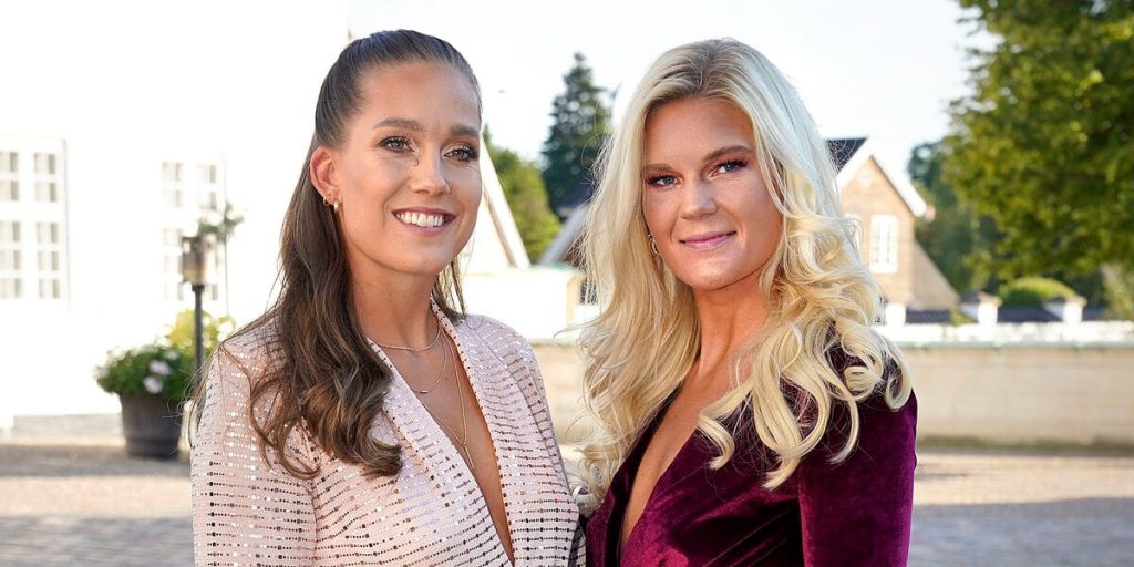 Rasmine- og Cathrine Laudrup-Dufour deler rørende video: Byder lille ny velkommen til verden