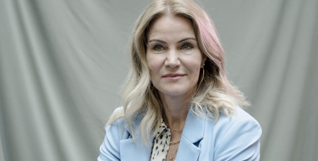 Helle Thorning-Schmidt bryder tavsheden: Fortæller om barndommens største sorg