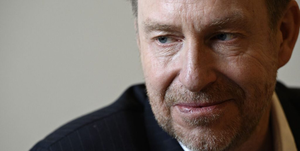 Adam Price i sorg: “Hvis himlen virkelig findes så er det betryggende at vide”