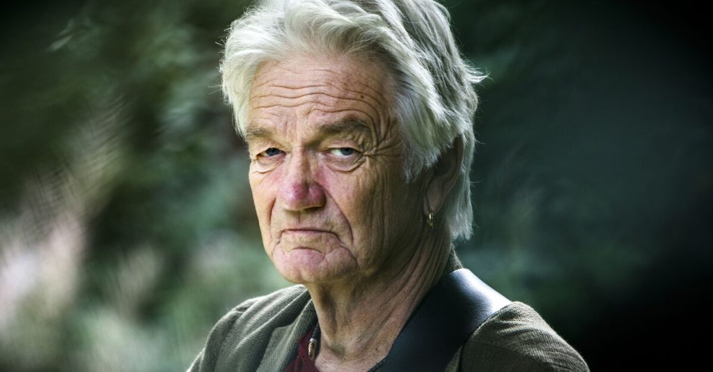 Var tæt på at koste ham livet: Lars Lilholt deler private billeder