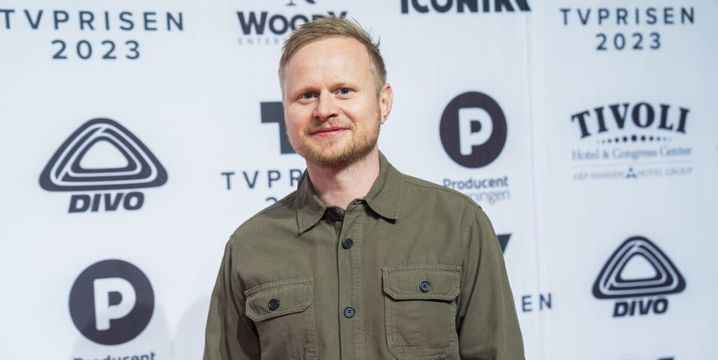 Jonatan Spang fyret fra DR på grund af forhold til 15-årig pige