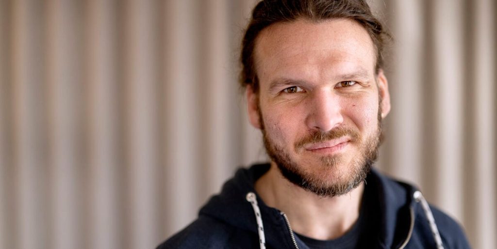 Hvad skal lillebror hedde? Nu svarer Emil Midé Erichsen