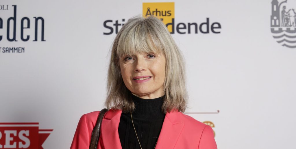 ‘Dicte’ er tilbage: Elsebeth Egholm åbner op om beslutningen