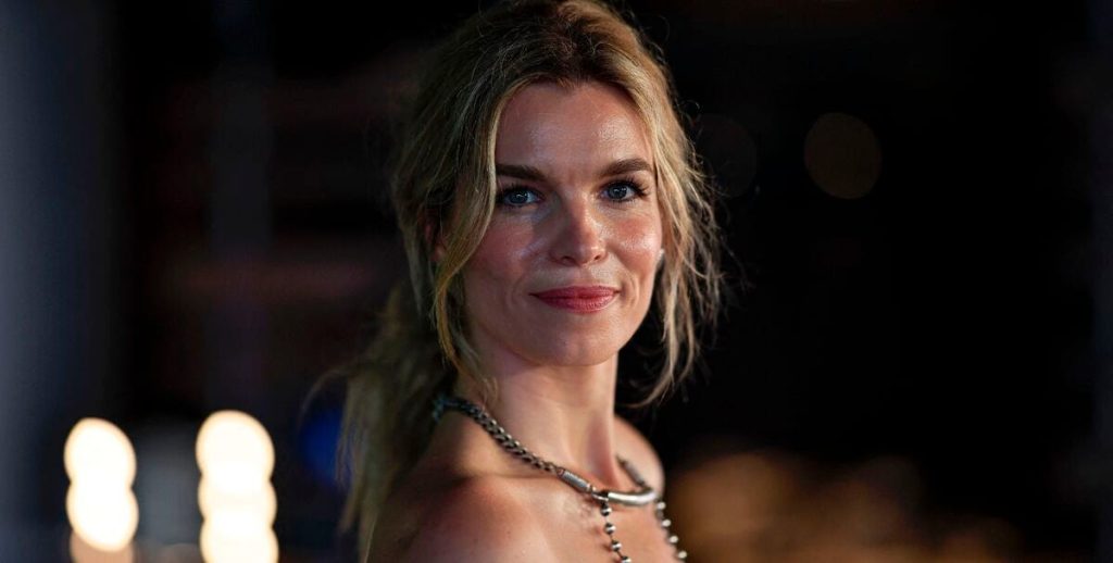 Kendt fra ‘Hvide Sande’ Nu fortæller Marie Bach Hansen hvordan hun finder ro i hverdagen