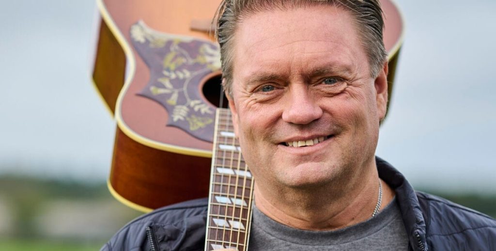 Havde du set den komme? Kandis-johnny afslører overraskende samarbejde