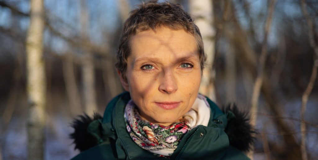 Matilde Kimer var i Ukraine, da hun modtog det frygtede opkald: Måtte hjem til sin døende mor