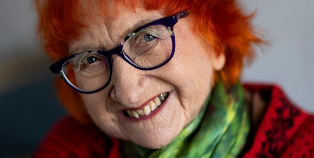 Reaktionerne vælter ind: Her er de danske kendissers ord om Jytte Abildstrøm