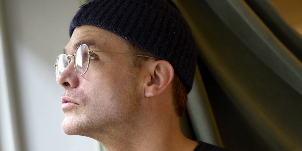 Silas Holst må ærgre sig: Ramt af modgang