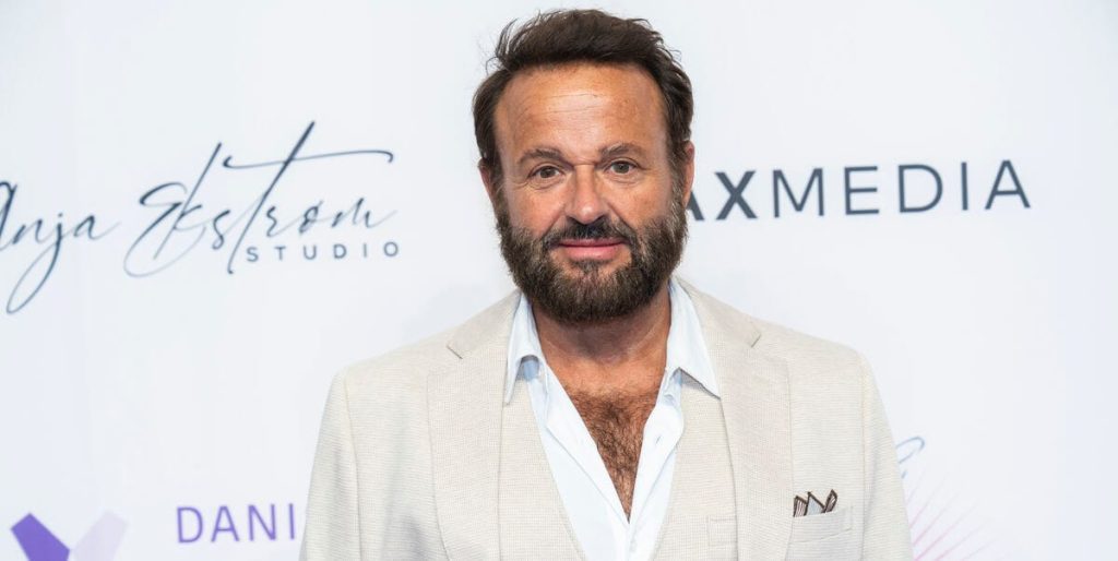 Dennis Knudsen deler nyt billede: Nu går internettet amok