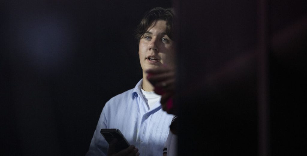 Tog en uventet drejning: Nu reagerer kronprins Christian