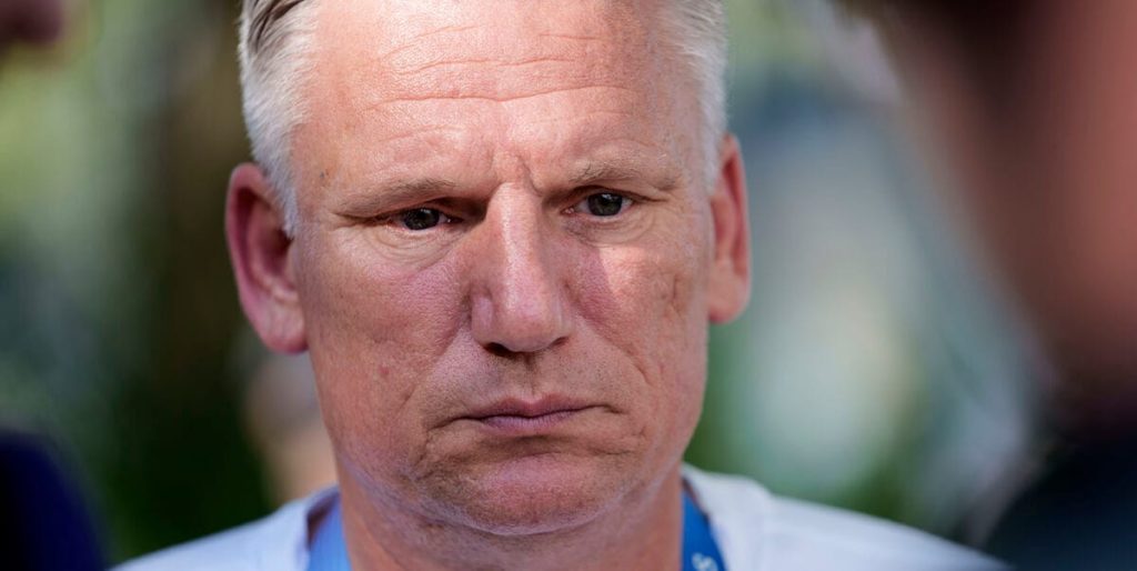 Nikolaj Jacobsen dybt påvirket af tabet: ” I dag var det lidt ligegyldigt, om den røg ind eller ud over målstregen”