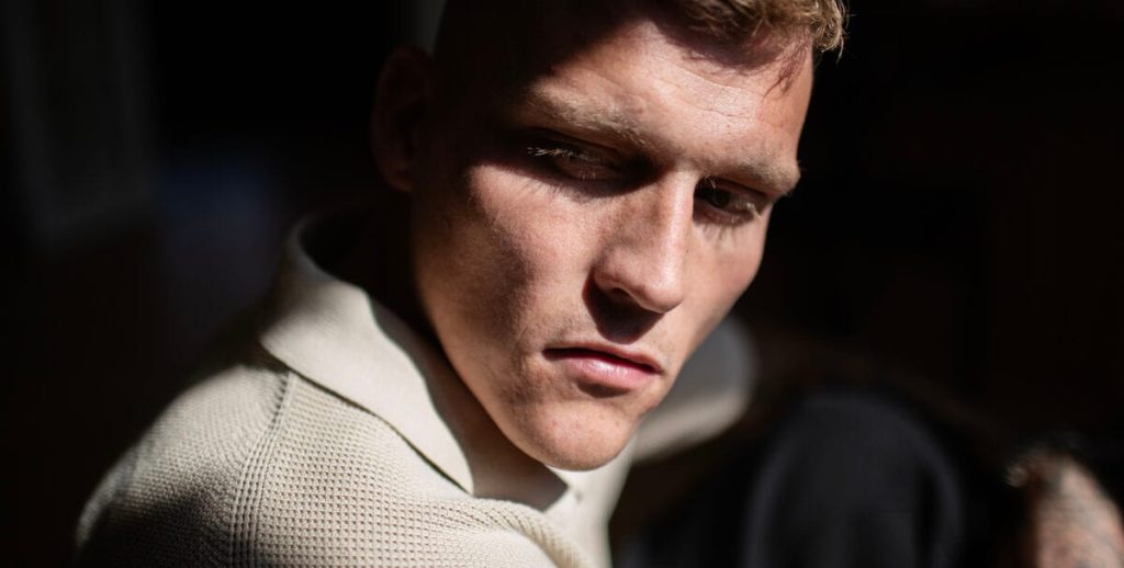 Sebastian Bull åbner op: “Savnet til hende var så voldsomt, at det nærmest lammede mig”