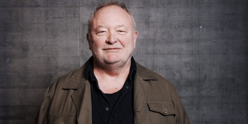 Bjarne Henriksens nye tilværelse: Sådan har han det