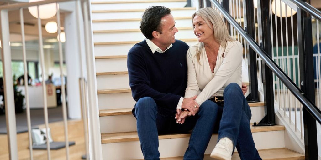 Er brylluppet planlagt? Janni giver kryptisk svar