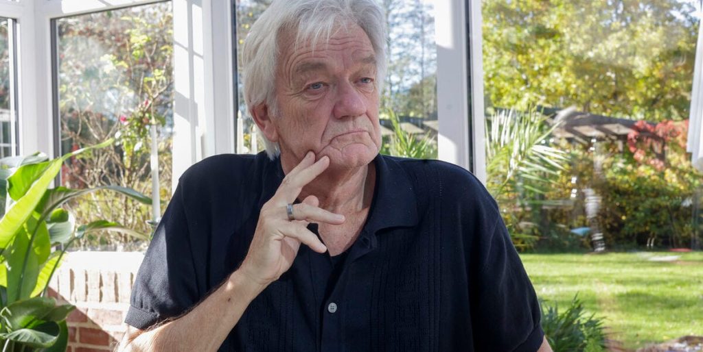 Midt i sorgen: Lars Lilholt med rørende hyldest til Johnny Madsen