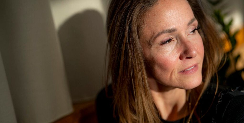 Sarah Zobel træffer stor beslutning: Rykker teltpælene op