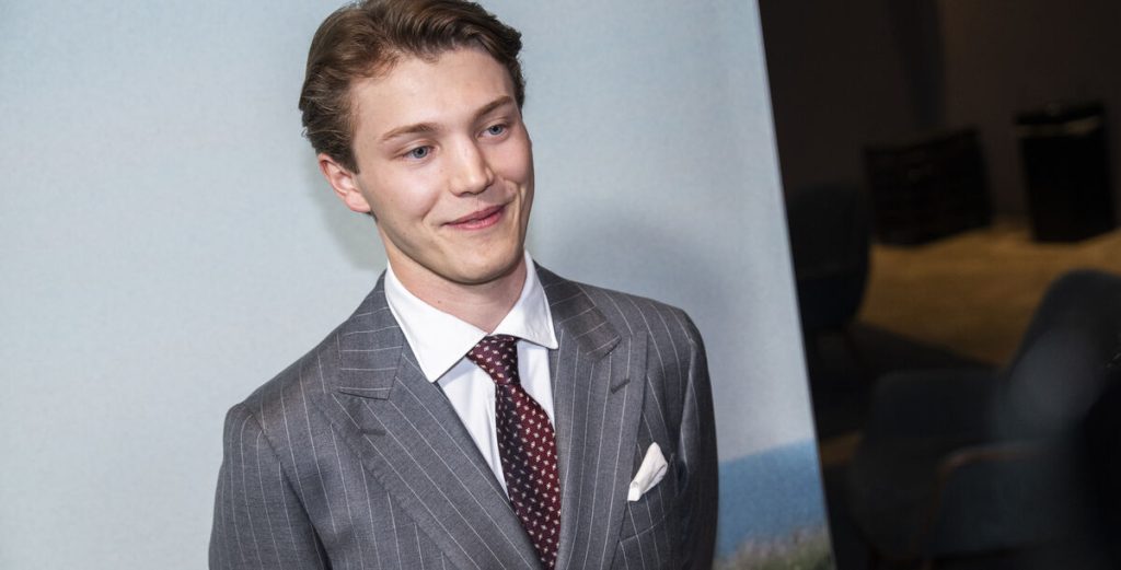 Grev Felix på forsiden: Denne detalje går viralt