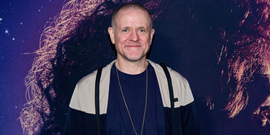 Anders Matthesen overrasker på den røde løber: Du gætter aldrig hvad han havde med