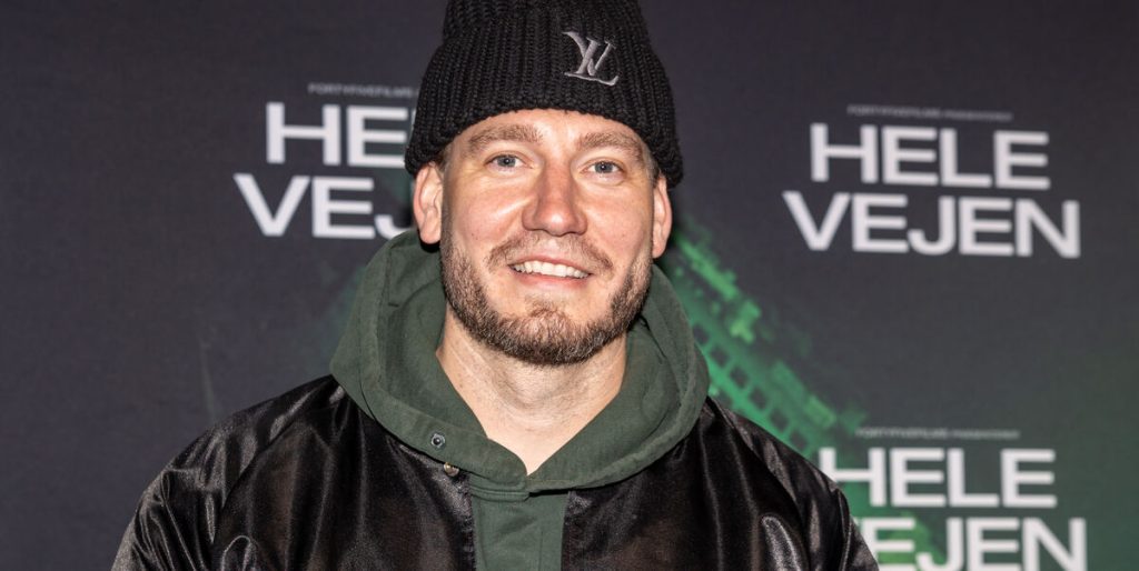 Langt fra Danmark: Bendtner scorer vild tjans