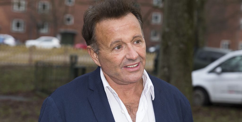 Et barns kærlige gestus: Dennis Knudsen afslører rørende øjeblik med Naomi