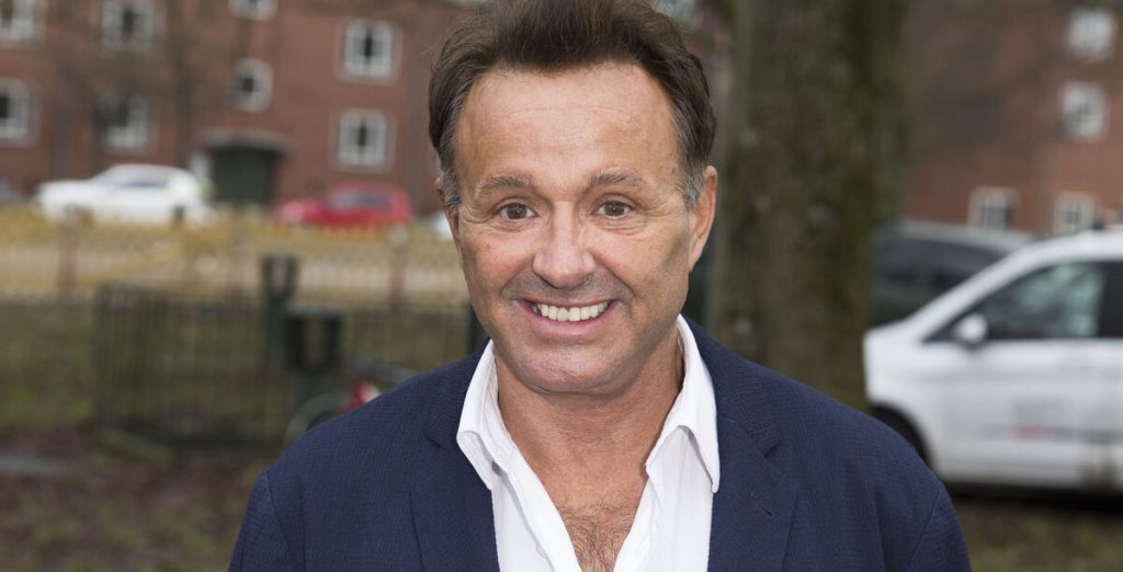 Dennis Knudsen har bestået køreprøven: Fik et chok da han så den motorsagkyndige