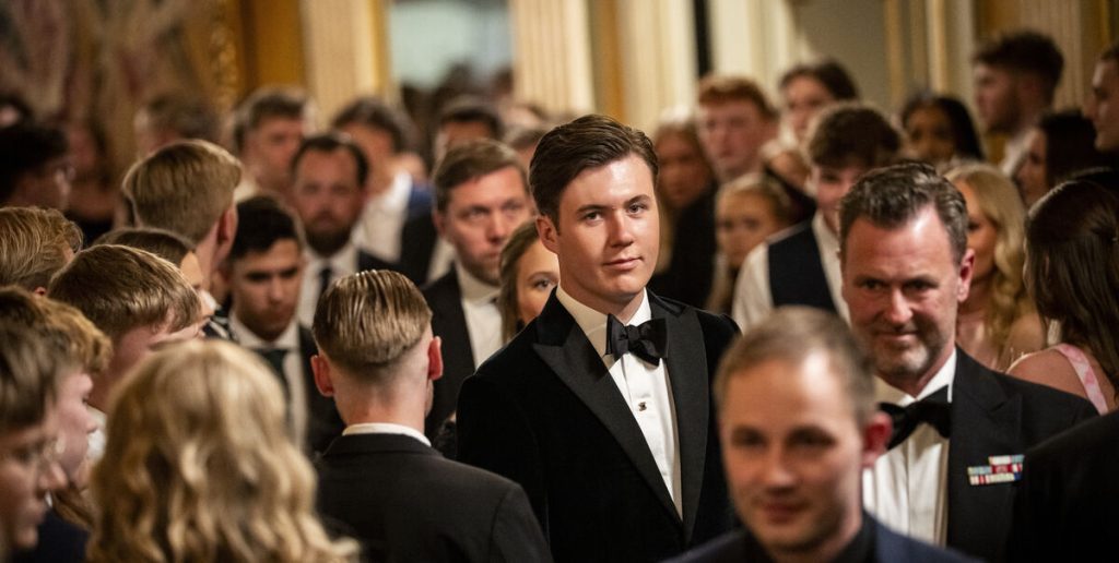 Udenlandsk mediet har fået øje på kronprins Christian: Her er overskriften