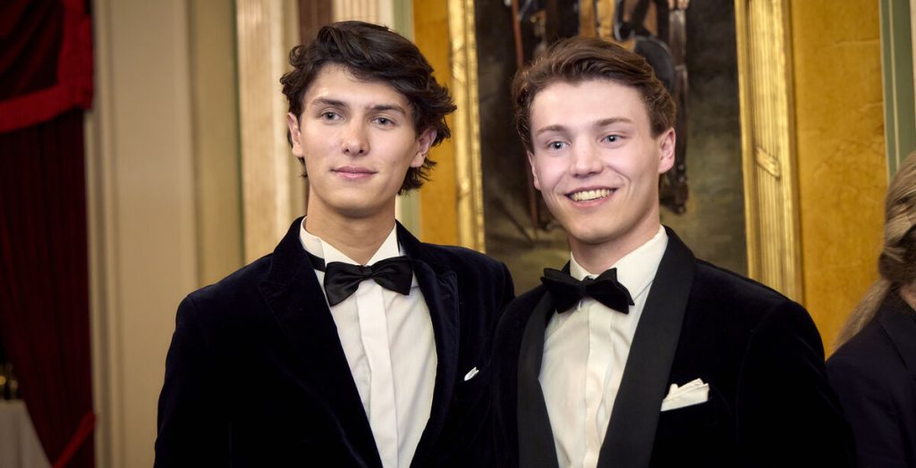 Grev Nikolai deler rørende billede: Hylder sine søskende