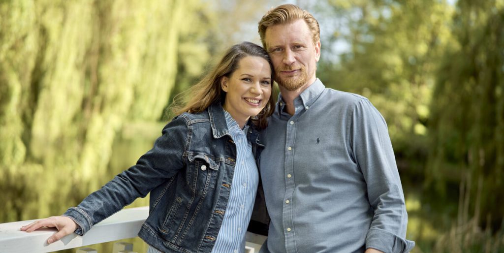 Amalie Dollerup og Andreas Jebro med sødt opslag: Fejrer noget helt særligt