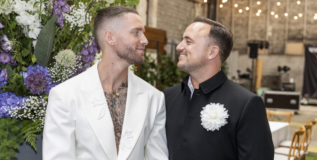 Bryllupsrejse på Smukfest: Thomas og Sæþór fik en vild modtagelse