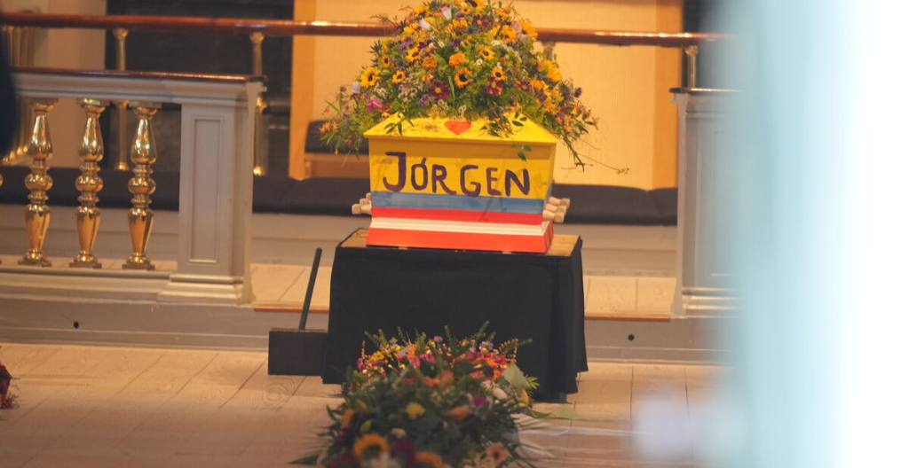 Et sidste farvel: Kunst, poesi og farver til det sidste