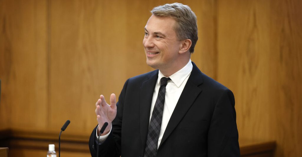 Stolt Morten Messerschmidt: Nu takker han kong Frederik