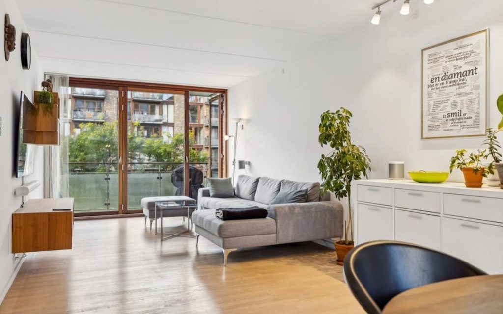 Mads Mensah sætter boligen til salg: Kan score gevinst på hele 111 procent