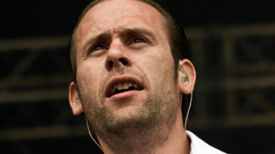 L.O.C. overrasker med uventet karriereskift