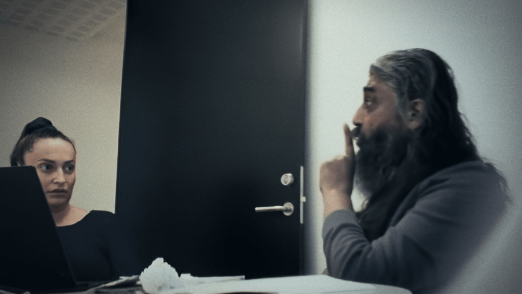 Danmarks nok mest omdiskuterede kriminelle person indstillet til prestigefyldt pris: Er det fortjent?