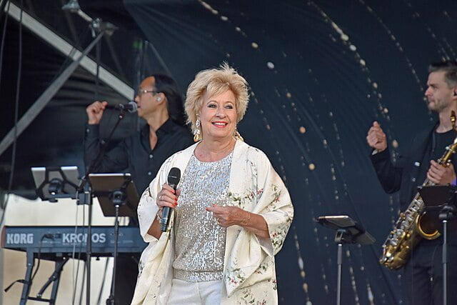 Birthe Kjær afslører tidspunktet: Her stopper hun