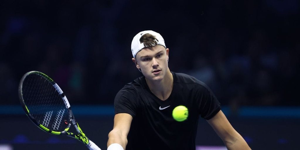 Holger Rune hygger sig i Barcelona: Får selskab af dansk fodboldstjerne