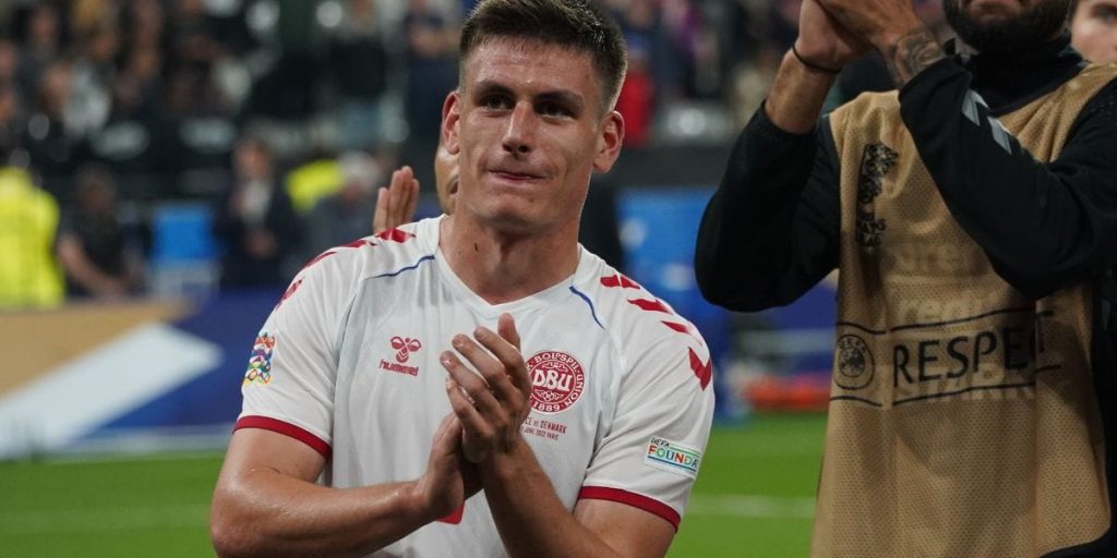 Joakim Mæhle i lykkerus: Tager stort skridt med kæresten: