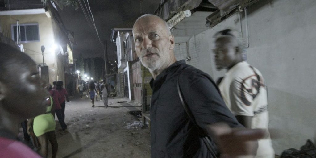 Men kæmpede han ikke for kvinders vilkår? Toptræner fanget i afslørende sexskandale