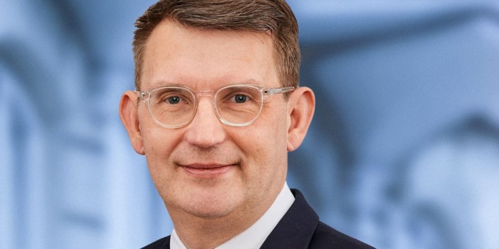 Alle brød ud i latter og glæde: Troels Lund Poulsen hædret i Cirkusbygningen