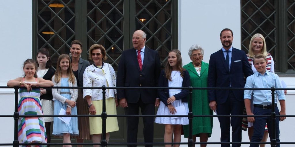 Turbulent år for kongehus: Sådan har skandalerne påvirket dem