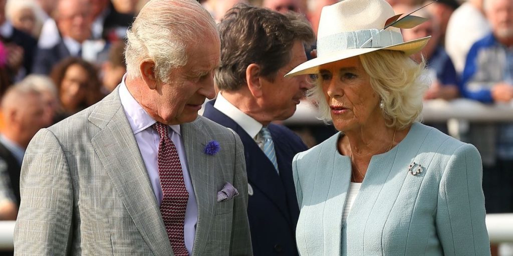 Bestemt dronning: Camilla har tvunget kong Charles til at bryde livslang vane