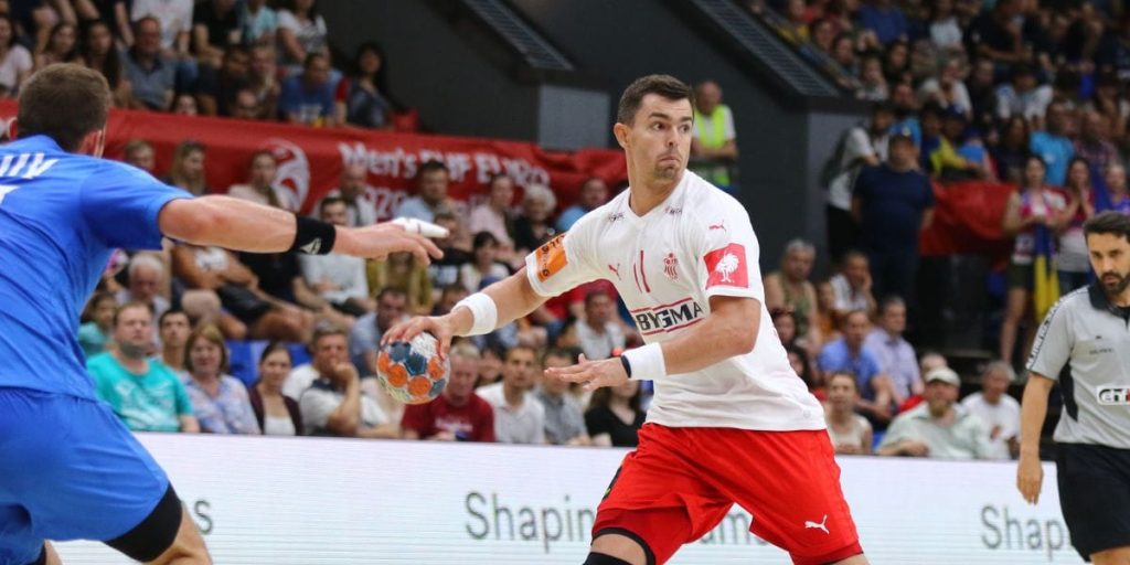 Rasmus Lauge om datters start på livet: “Jeg tænkte mange ting, jeg næsten ikke har lyst til at sige højt”