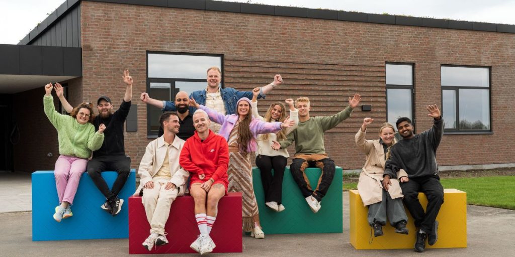 Beskyldt for at have snydt sig til sejr: Nybyggerne-vindere bryder tavsheden