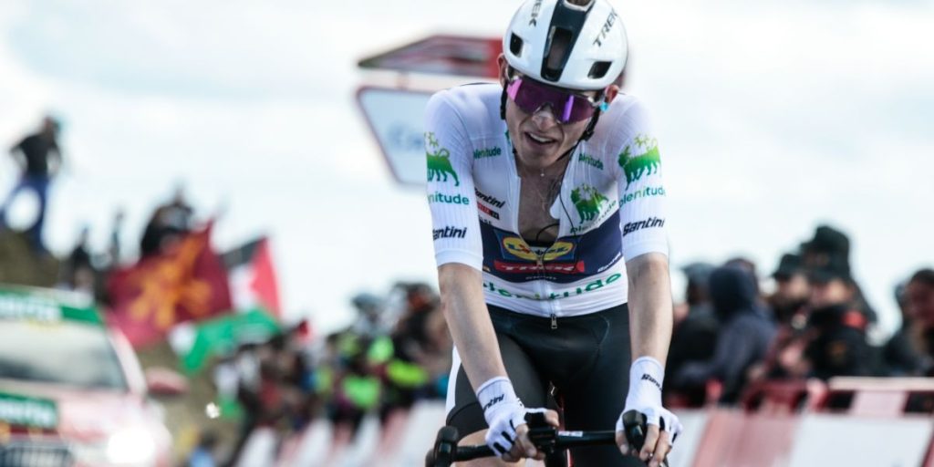 Sjov detalje: Skjelmose sætter ord på finurlige næseplastre