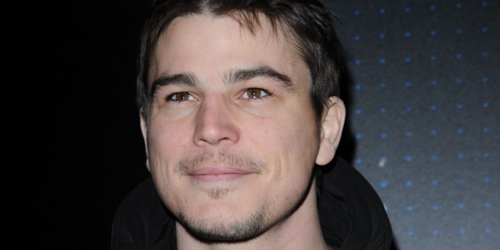 På hospitalet efter biluheld: Sådan har Josh Harnett det