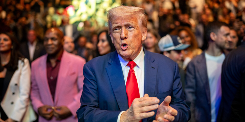 Trump vilde fødselsdag: “Den 14. juni skal vi have en stor UFC-kamp i Det Hvide Hus”